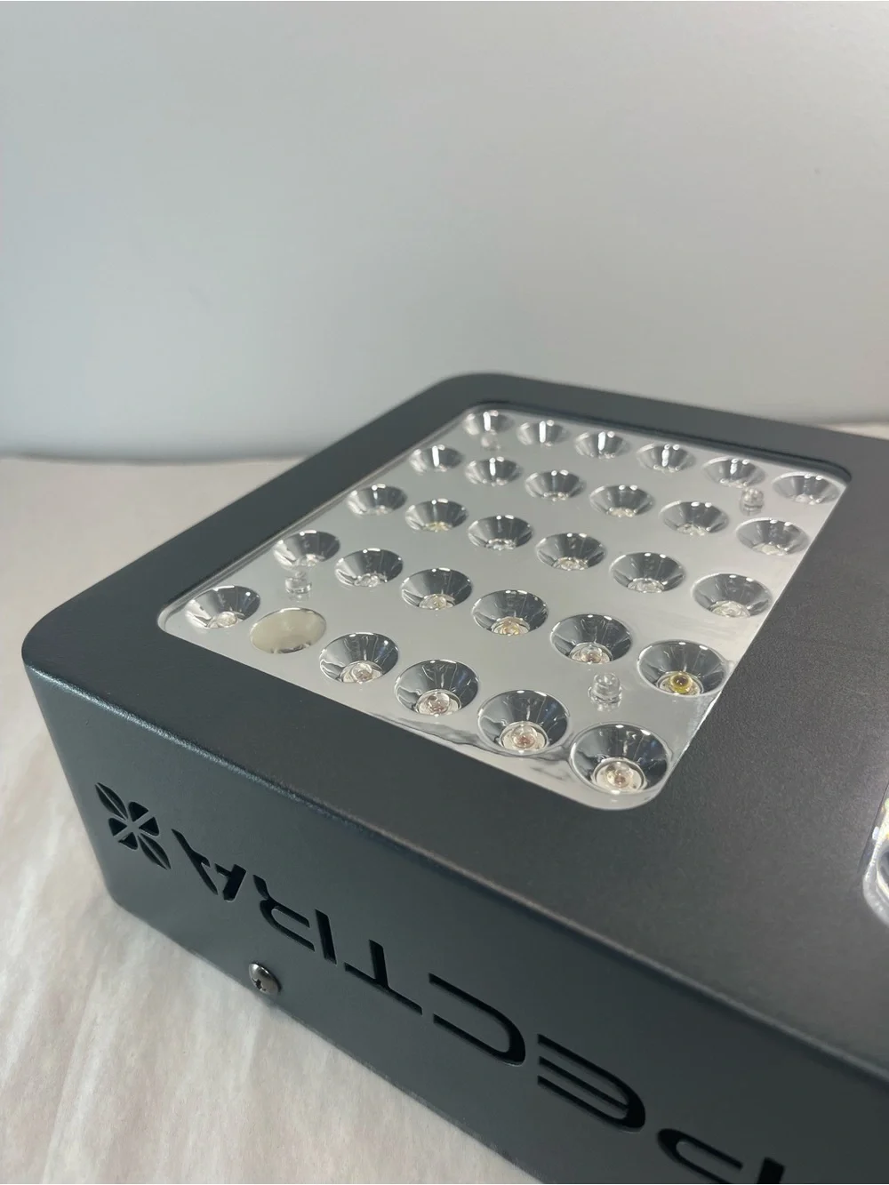 Viparspectra Dual-Panel LED Grow Light - Black